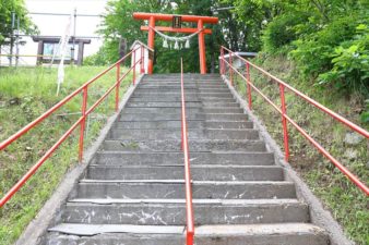 星置神社 参道の階段
