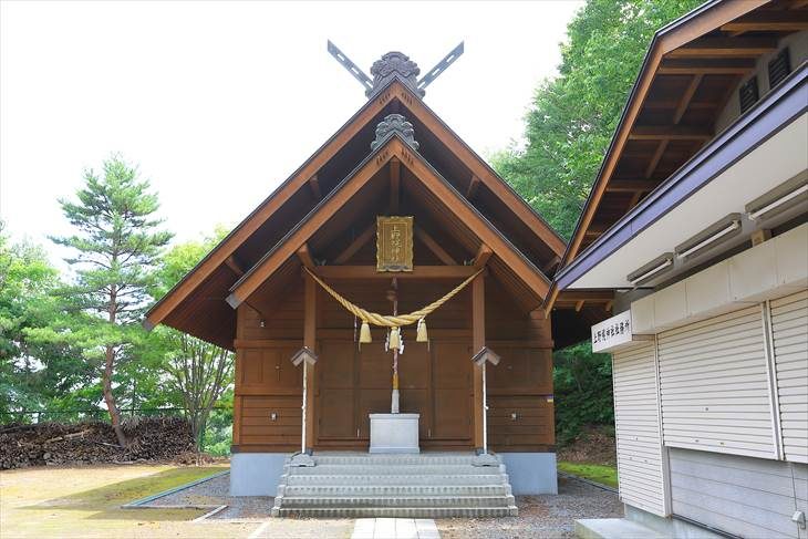 上野幌神社 本殿