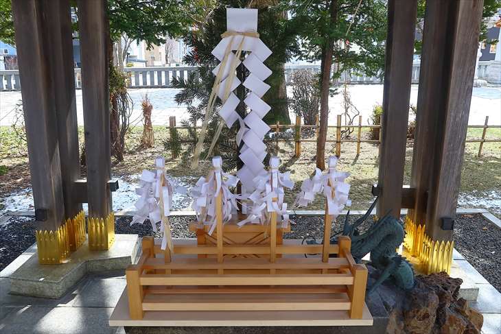 西野神社 冬の手水舎