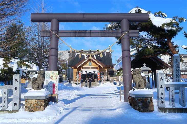 札幌村神社 鳥居（冬）