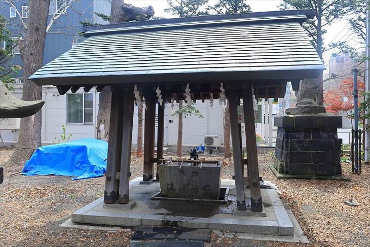 札幌諏訪神社の手水舎