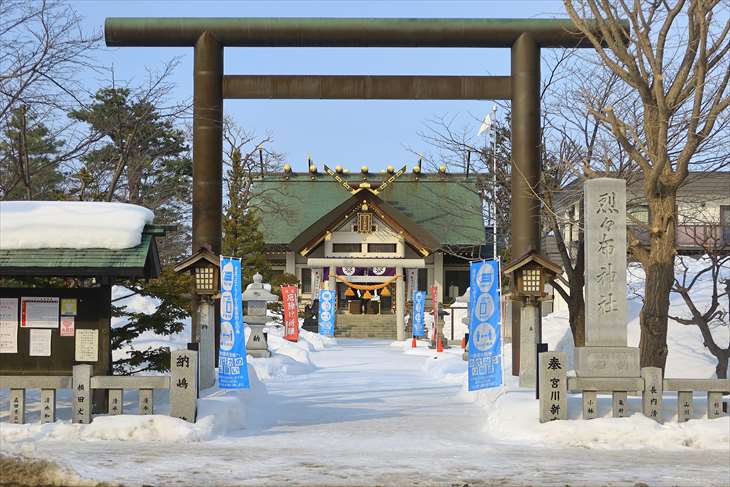 冬の烈々布神社